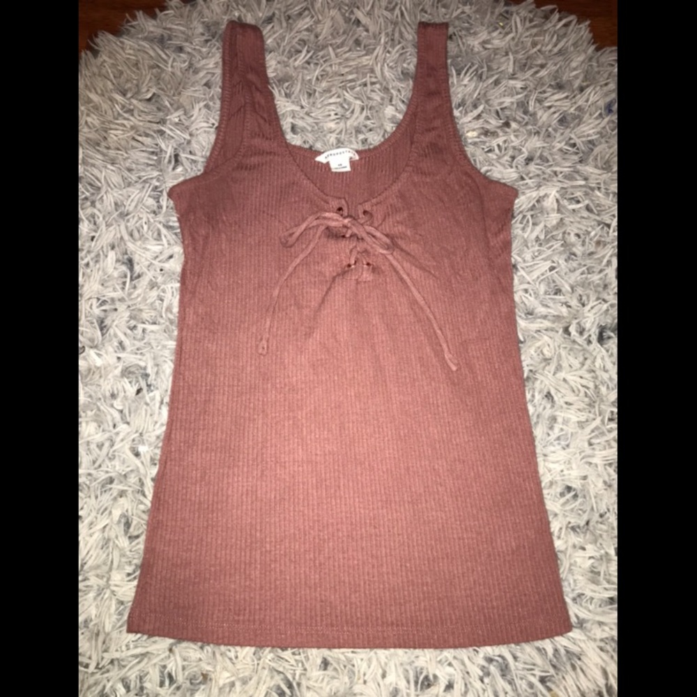 Very cute top, great quality! (:
